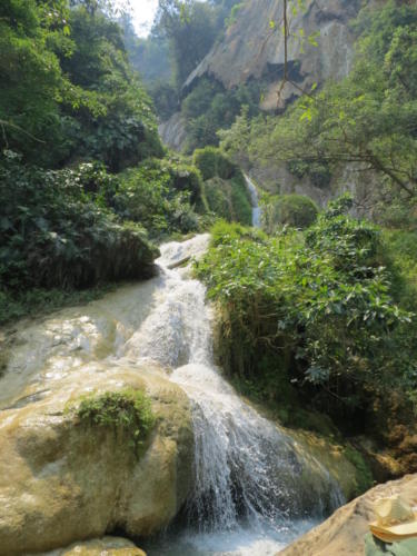 Séptimo nivel de las cascadas de Erawan