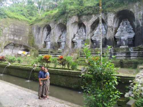 Templos de piedra en Gunung Kawi