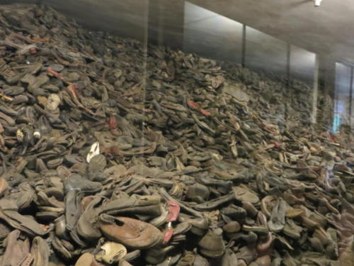 Montaña de zapatos de las víctimas del holocausto, Auschwitz - Birkenau