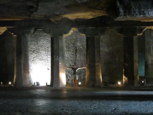 Columns, Ajanta Caves