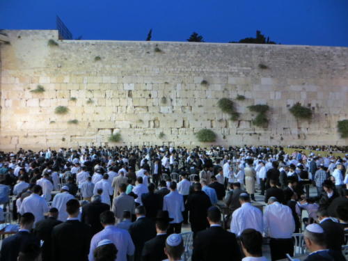 Muro de los Lamentos durante festividad judía, Jerusalén