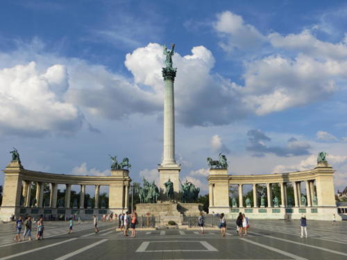 Hosok Tere Square, Budapest