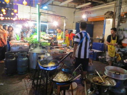 Comida en las calles de Bangkok