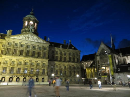Palacio Real y Plaza Dam de noche, Ámsterdam